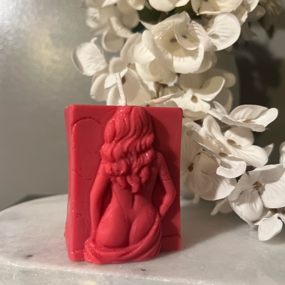 Hand Poured Soy Wax Candle - White Sage & Lavender - Picture 4 of 4